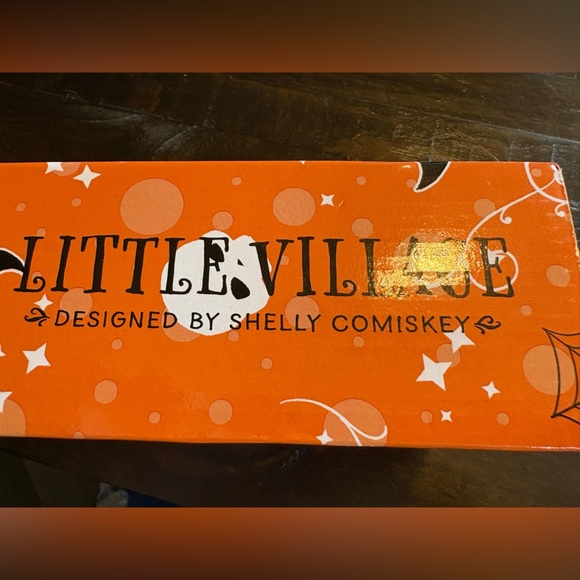 Spooky Skull and Mummy Salt and Pepper Shakers - Picture 2 of 2